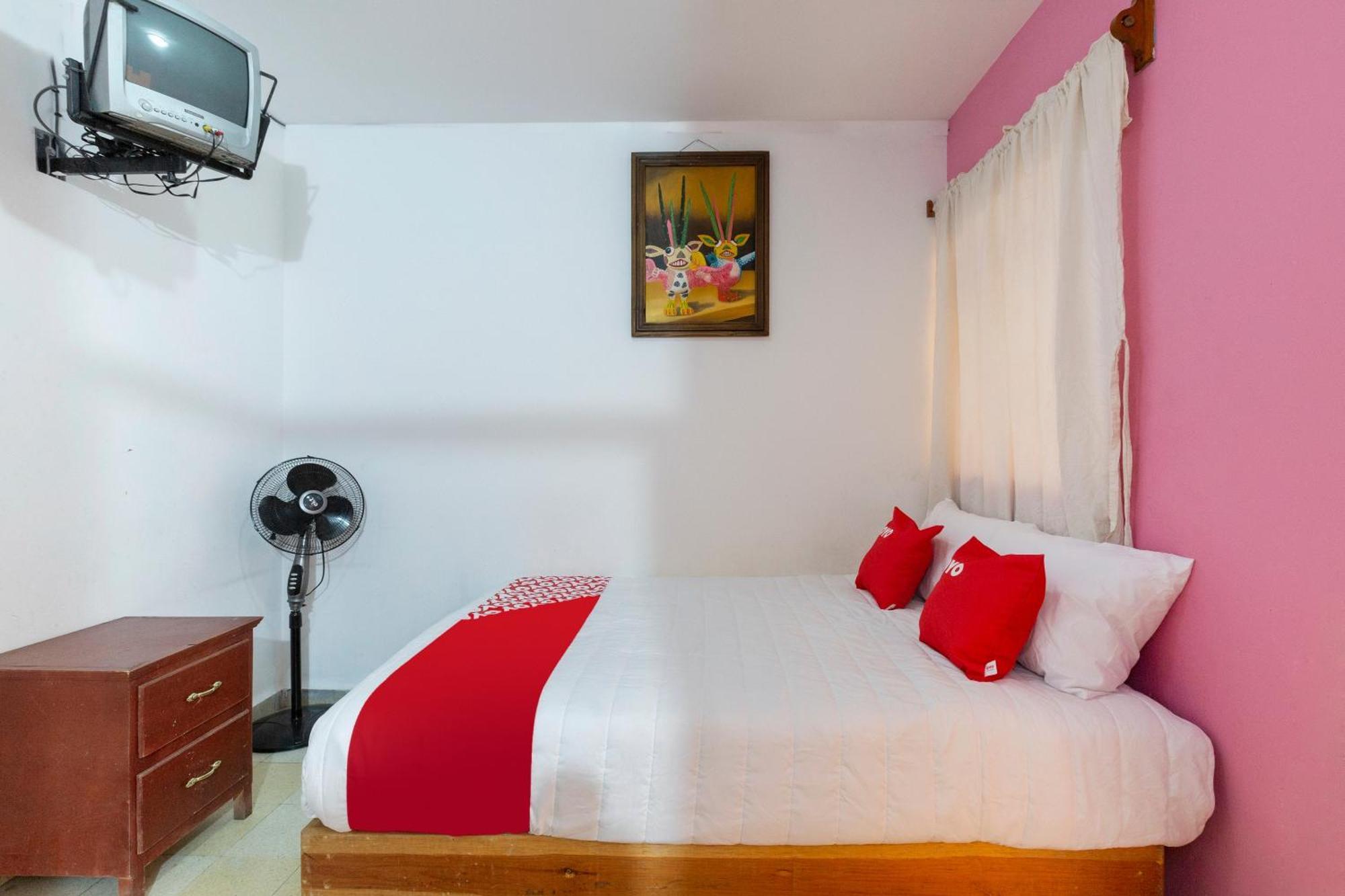 Oyo Hotel Emperador, Oaxaca Εξωτερικό φωτογραφία