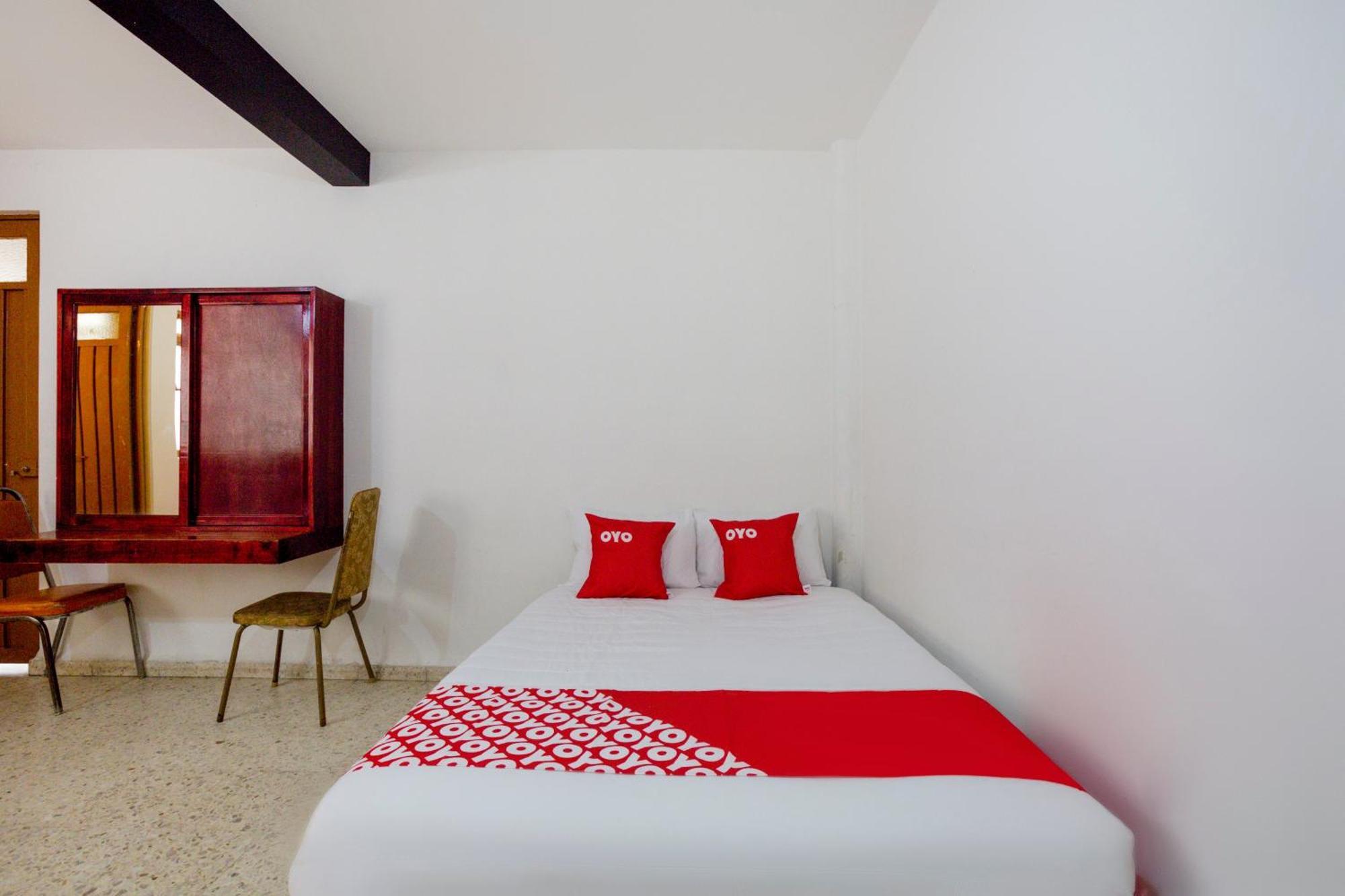 Oyo Hotel Emperador, Oaxaca Εξωτερικό φωτογραφία