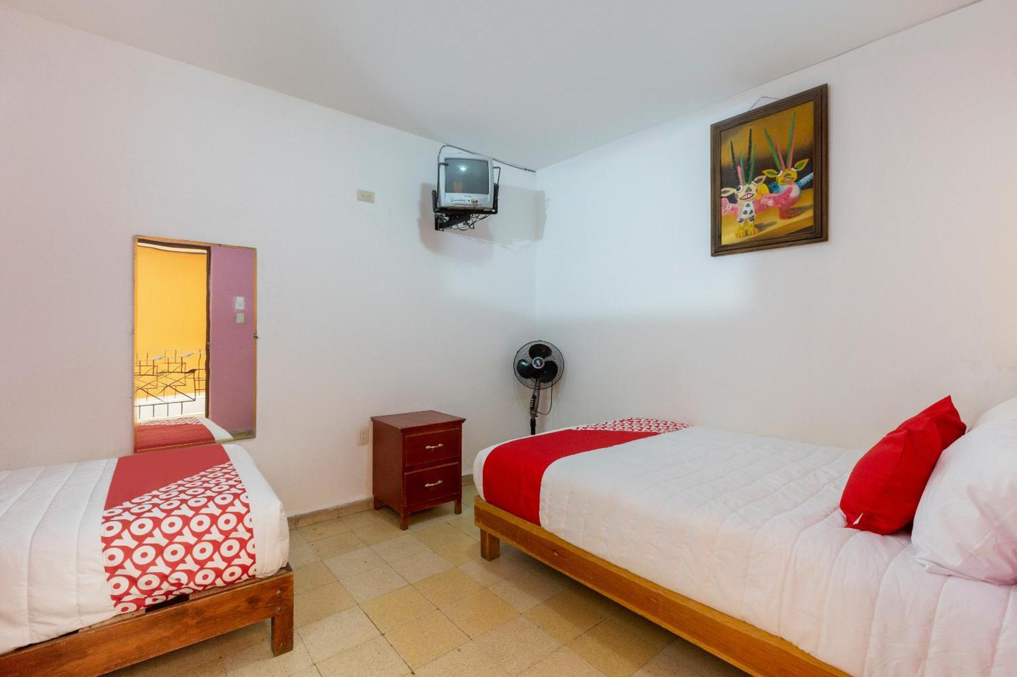 Oyo Hotel Emperador, Oaxaca Εξωτερικό φωτογραφία