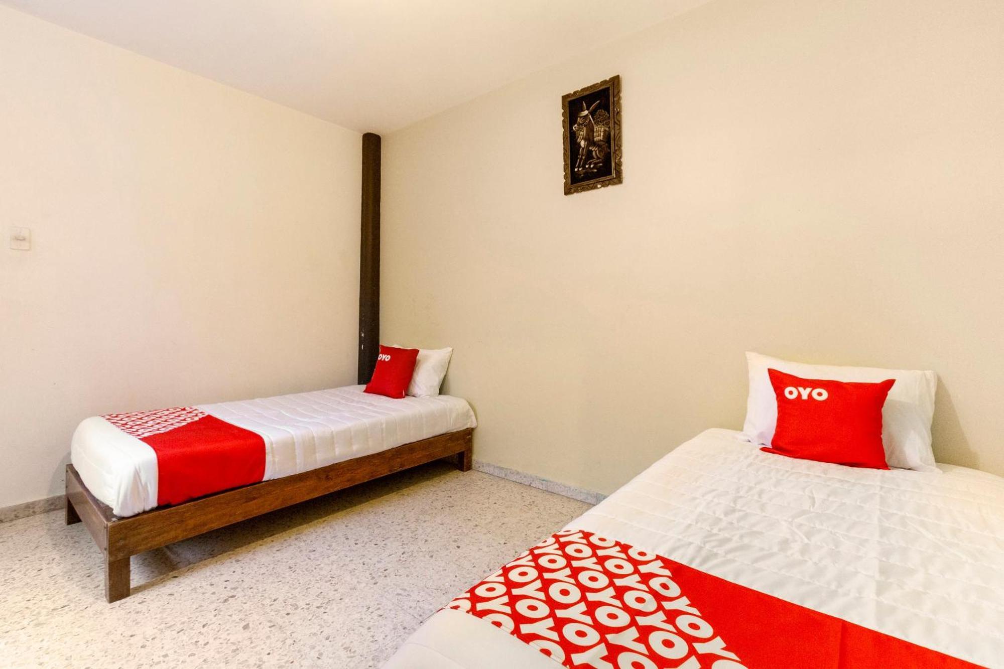 Oyo Hotel Emperador, Oaxaca Εξωτερικό φωτογραφία
