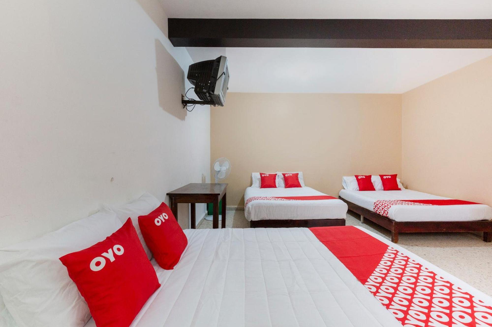 Oyo Hotel Emperador, Oaxaca Εξωτερικό φωτογραφία